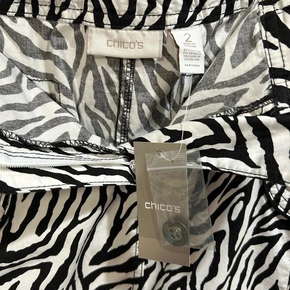 NEW! Chico's Zebra Black and White Mini Pencil Skirt Night Out Size 2 - Picture 5 of 11